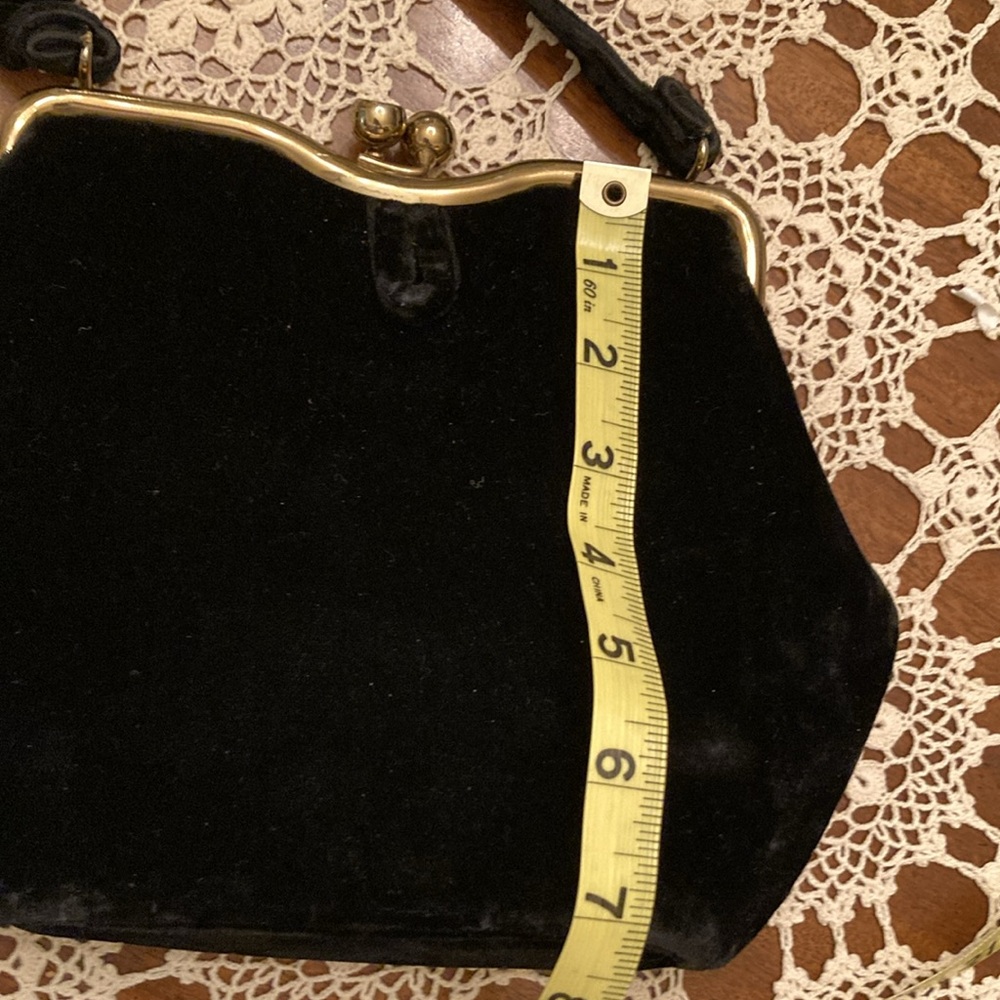 1930s Black Velvet Purse - Picture 9 of 11